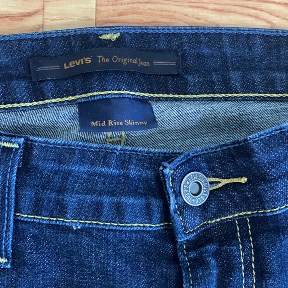 Levi’s Jeans - Dark wash Size 12 - Picture 7 of 12